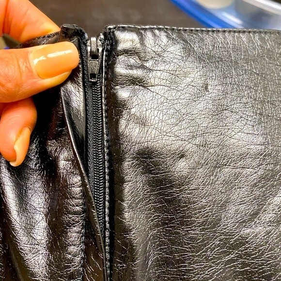 H&M Divided Faux Leather Side Buckle Mini Skirt-Size 8 - Picture 9 of 9